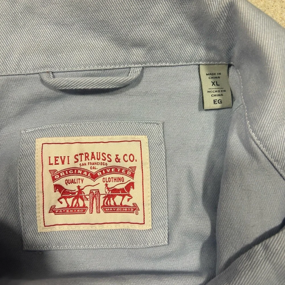 Levis this item